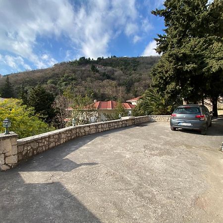 Stone Villa Budva Exterior photo