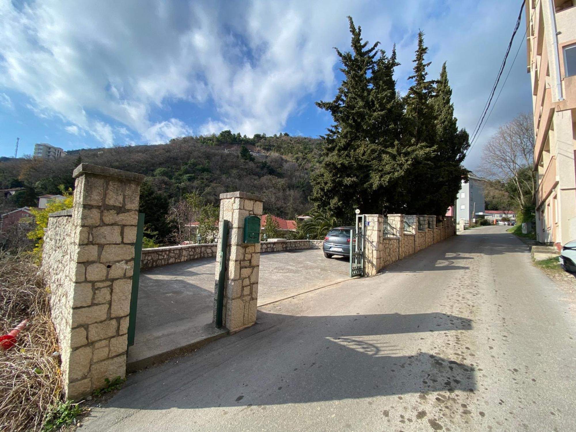 Stone Villa Budva Exterior photo