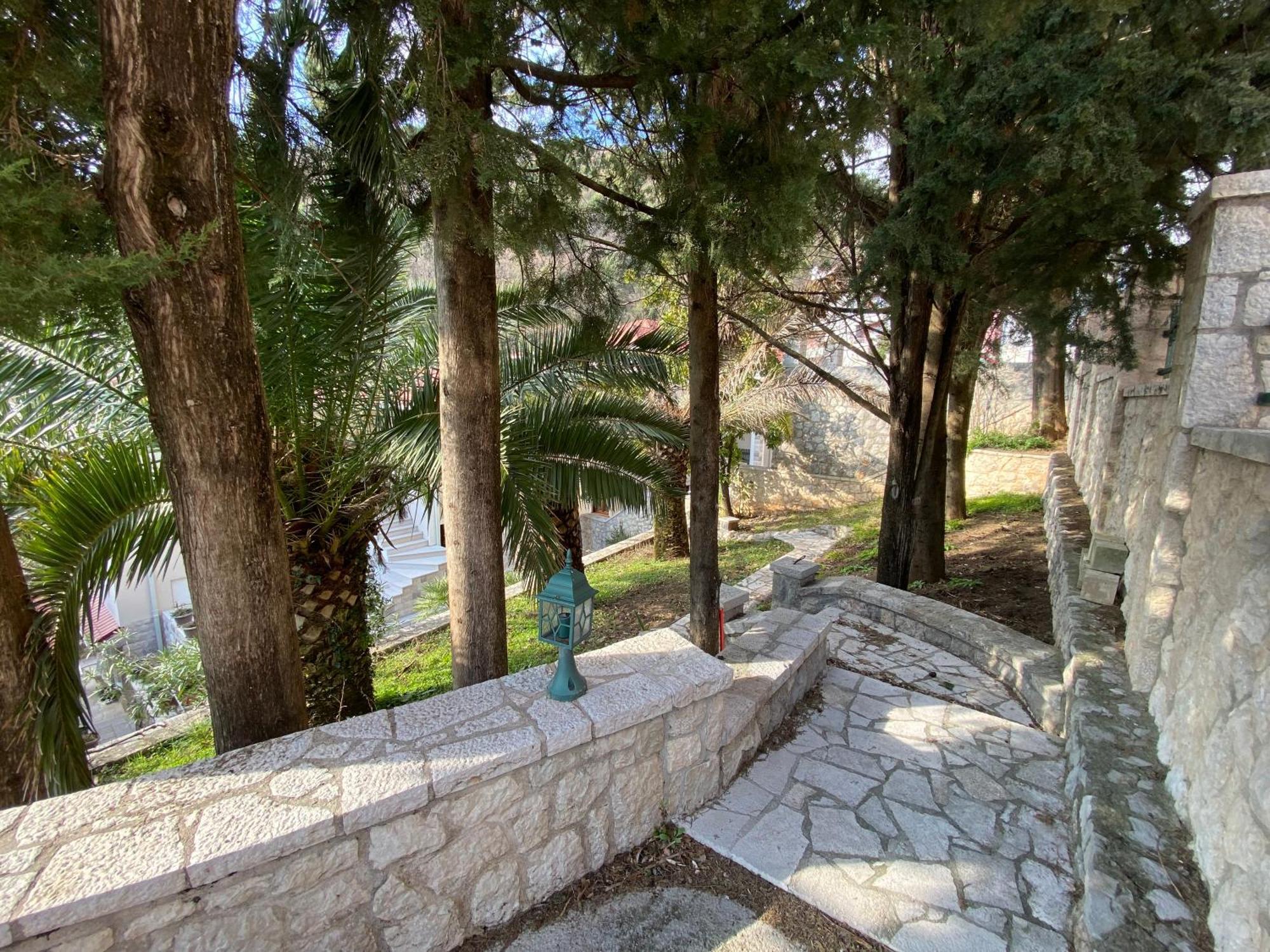 Stone Villa Budva Exterior photo